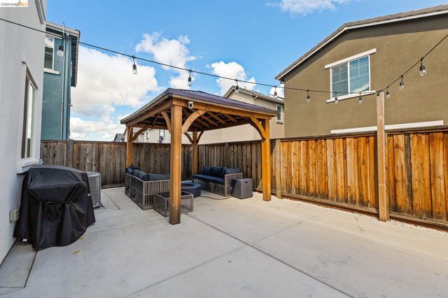 138 Granite Way, Oakley, CA 94561