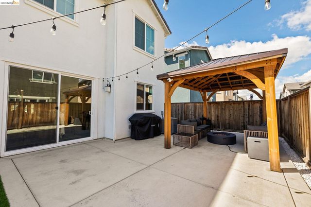 138 Granite Way, Oakley, CA 94561