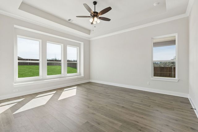 208 Bristol Lane, Azle, TX 76020