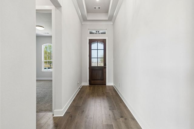 208 Bristol Lane, Azle, TX 76020