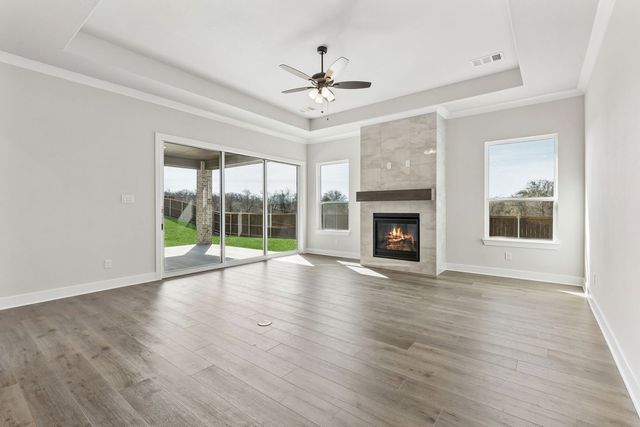 208 Bristol Lane, Azle, TX 76020