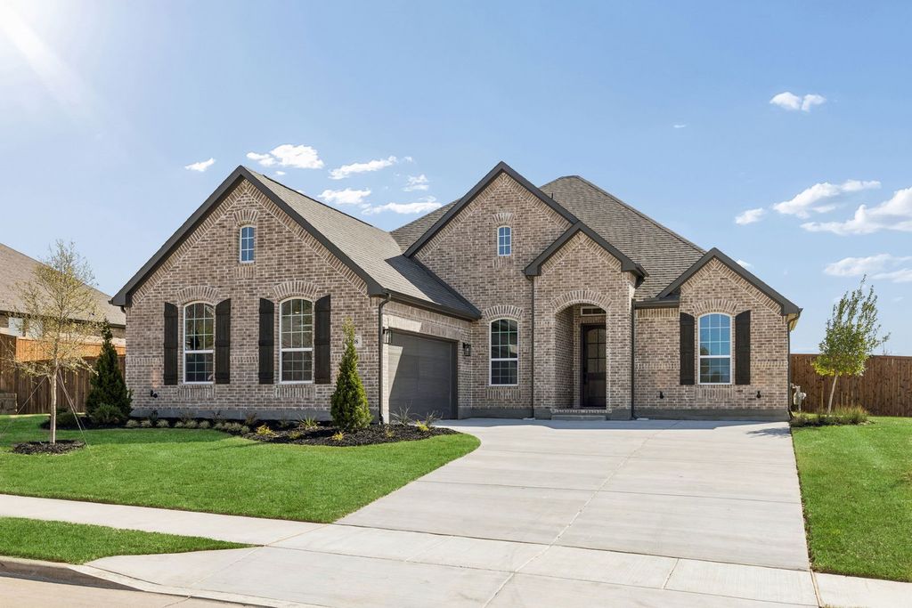 208 Bristol Lane, Azle, TX 76020