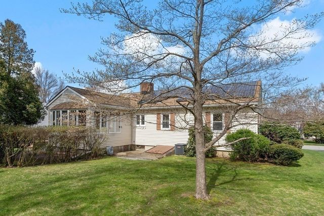 3 Melo Rd 3, Woburn, MA 01801