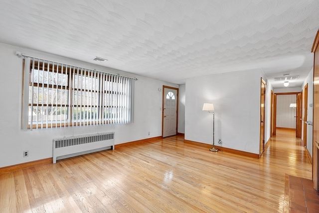 3 Melo Rd 3, Woburn, MA 01801