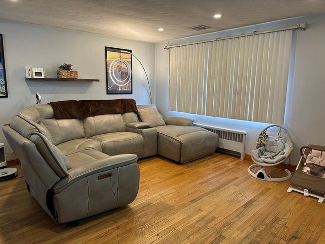 3 Melo Rd 3, Woburn, MA 01801