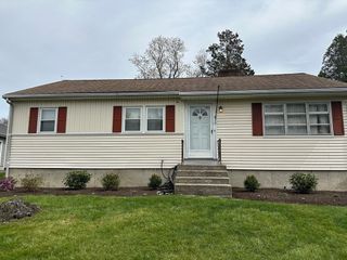 3 Melo Rd 3, Woburn, MA 01801