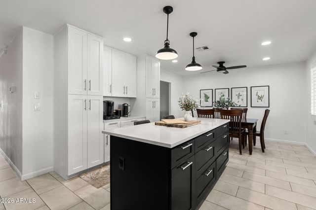 8619 E LINCOLN Drive, Scottsdale, AZ 85250