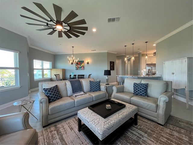 7930 34TH AVENUE W 303, Bradenton, FL 34209