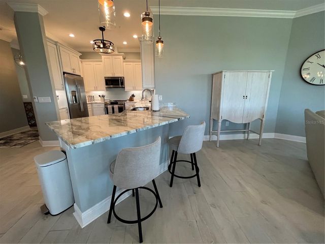 7930 34TH AVENUE W 303, Bradenton, FL 34209