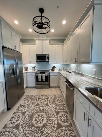 7930 34TH AVENUE W 303, Bradenton, FL 34209