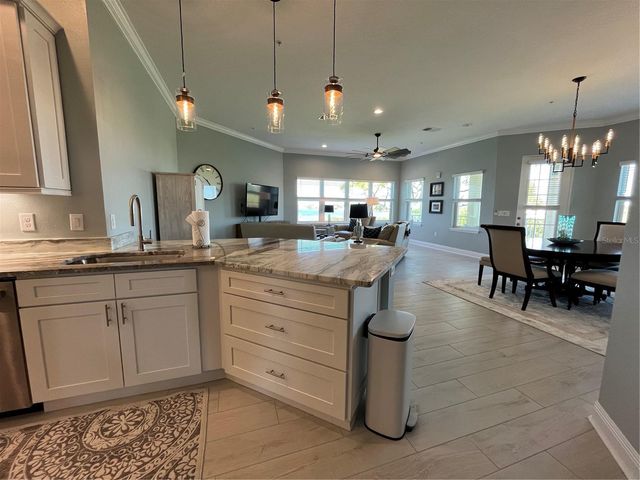 7930 34TH AVENUE W 303, Bradenton, FL 34209