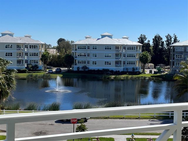 7930 34TH AVENUE W 303, Bradenton, FL 34209