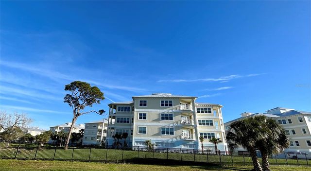 7930 34TH AVENUE W 303, Bradenton, FL 34209