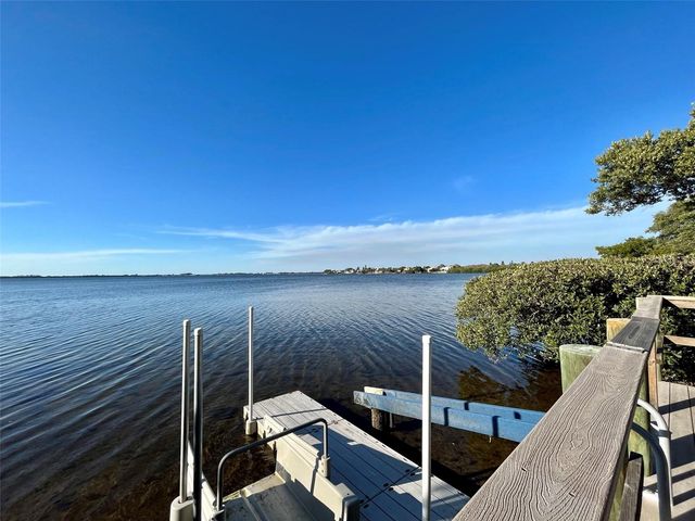 7930 34TH AVENUE W 303, Bradenton, FL 34209