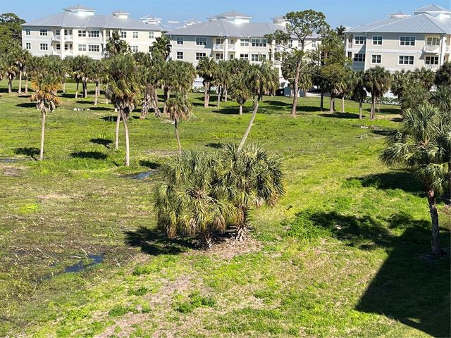 7930 34TH AVENUE W 303, Bradenton, FL 34209