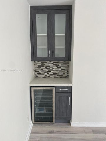 1601 Bay Rd 7, Miami Beach, FL 33139