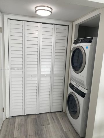 1601 Bay Rd 7, Miami Beach, FL 33139