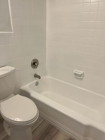 1601 Bay Rd 7, Miami Beach, FL 33139