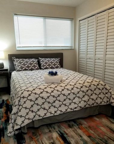 1601 Bay Rd 7, Miami Beach, FL 33139
