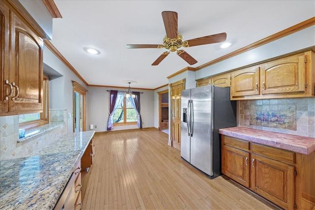 15410 Robinson Street, Overland Park, KS 66223