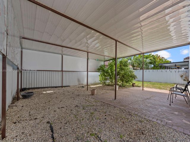 10230 SW 227th St, Cutler Bay, FL 33190