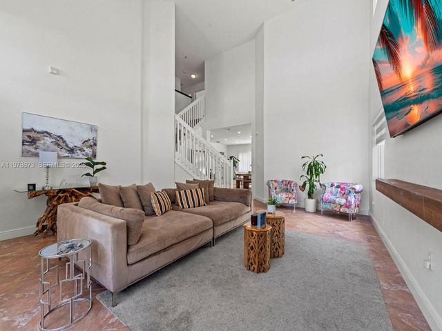 10230 SW 227th St, Cutler Bay, FL 33190