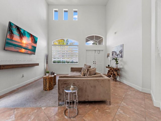 10230 SW 227th St, Cutler Bay, FL 33190