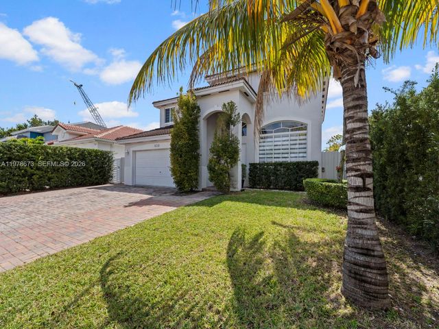 10230 SW 227th St, Cutler Bay, FL 33190