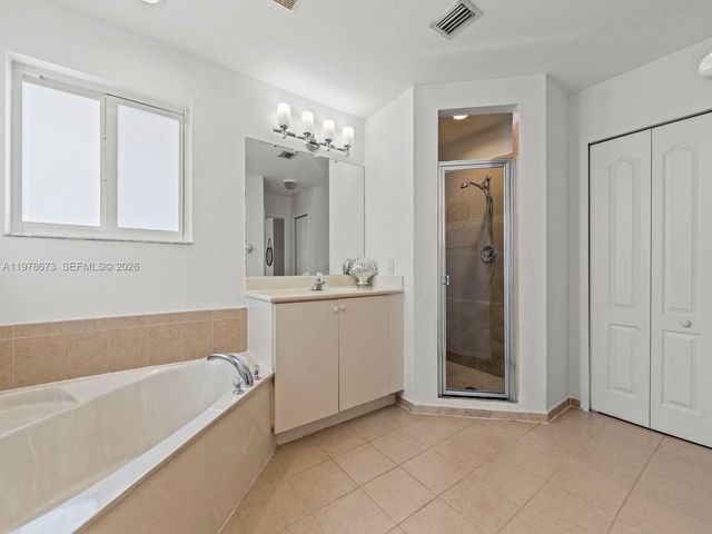 10230 SW 227th St, Cutler Bay, FL 33190