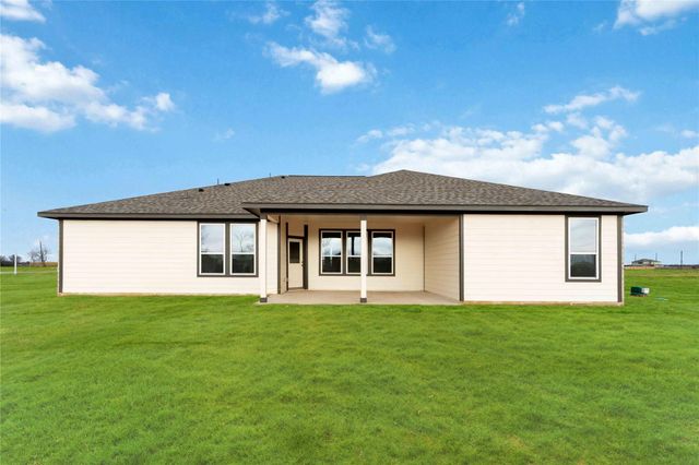 1285 Westfork Drive, Sealy, TX 77474