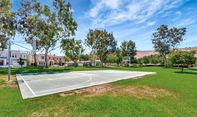 5821 Sierra Cielo, Irvine, CA 92603