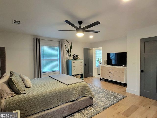 1010 Twin Rivers Road, Greensboro, GA 30642