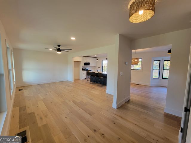 1010 Twin Rivers Road, Greensboro, GA 30642