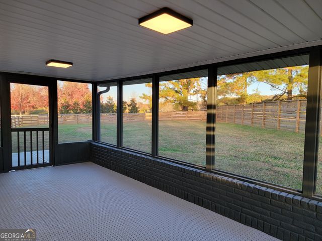 1010 Twin Rivers Road, Greensboro, GA 30642