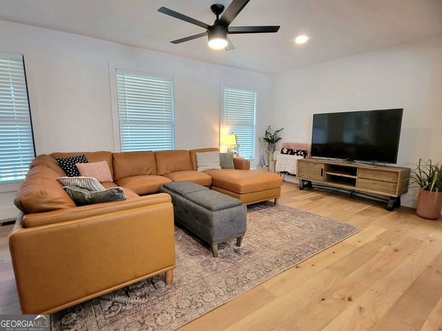 1010 Twin Rivers Road, Greensboro, GA 30642