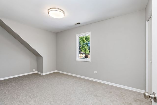 5446 Highland Court, Crestwood, IL 60418