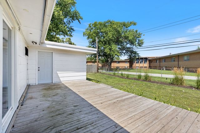 5446 Highland Court, Crestwood, IL 60418