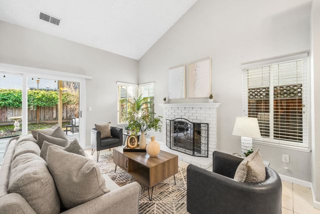 2128 Alexander Way, Pleasanton, CA 94588