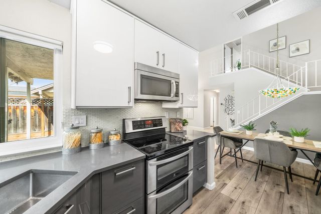 2128 Alexander Way, Pleasanton, CA 94588