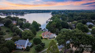 21216 Norman Shores Drive, Cornelius, NC 28031