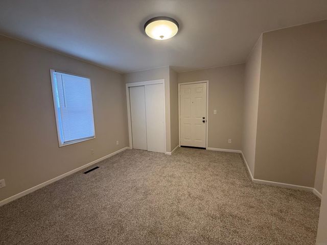 1111 Central Avenue, Evansdale, IA 50707