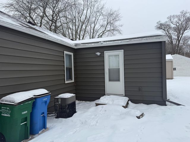 1111 Central Avenue, Evansdale, IA 50707