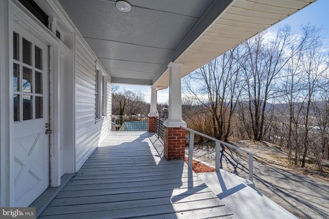 511 CITY VIEW TER, Cumberland, MD 21502