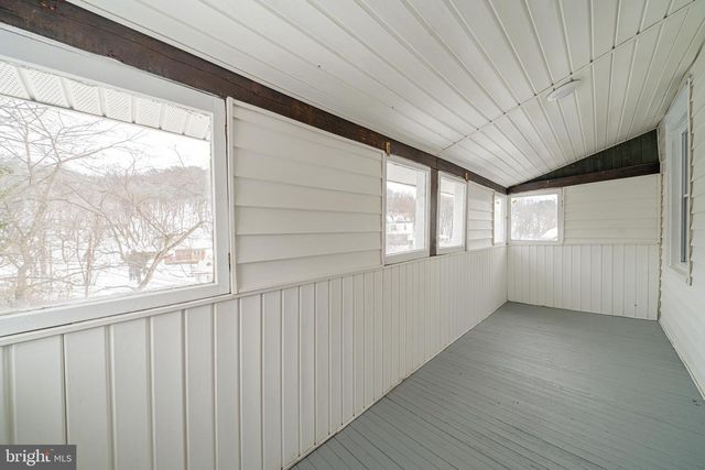 511 CITY VIEW TER, Cumberland, MD 21502