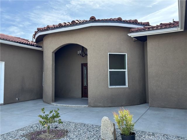 6658 W A Avenue, Lancaster, CA 93536