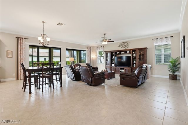4609 Abaca CIR, Naples, FL 34119