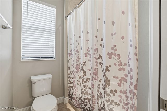 4609 Abaca CIR, Naples, FL 34119