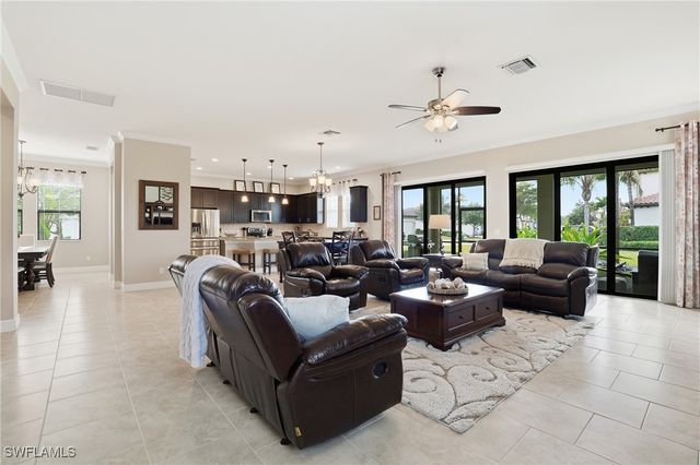 4609 Abaca CIR, Naples, FL 34119