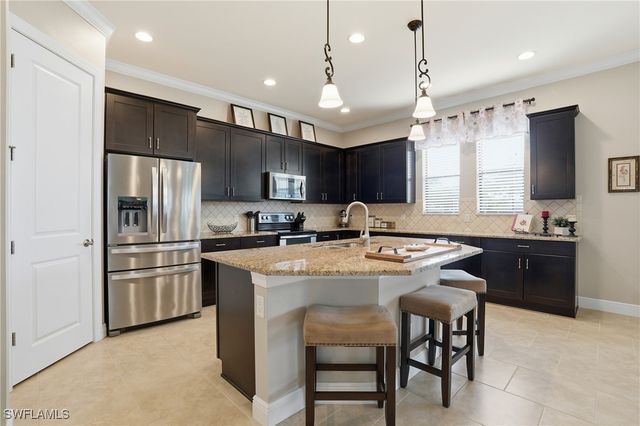 4609 Abaca CIR, Naples, FL 34119