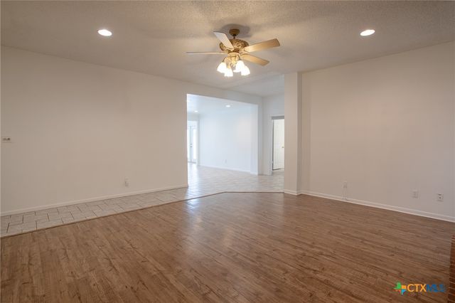 113 Ashford Drive, Victoria, TX 77904